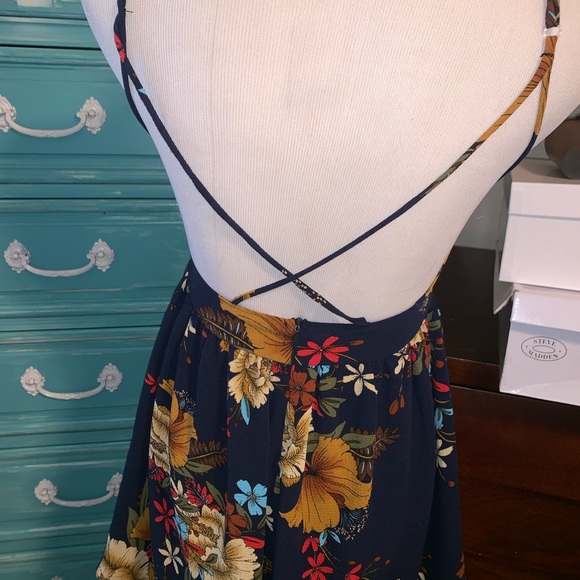 Romper Jumpsuit - Picture 2 of 5